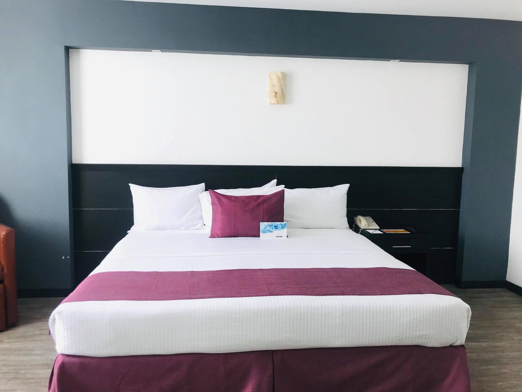 Comfort Inn Morelia Buitenkant foto