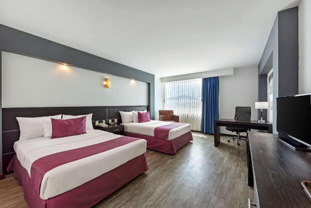 Comfort Inn Morelia Buitenkant foto