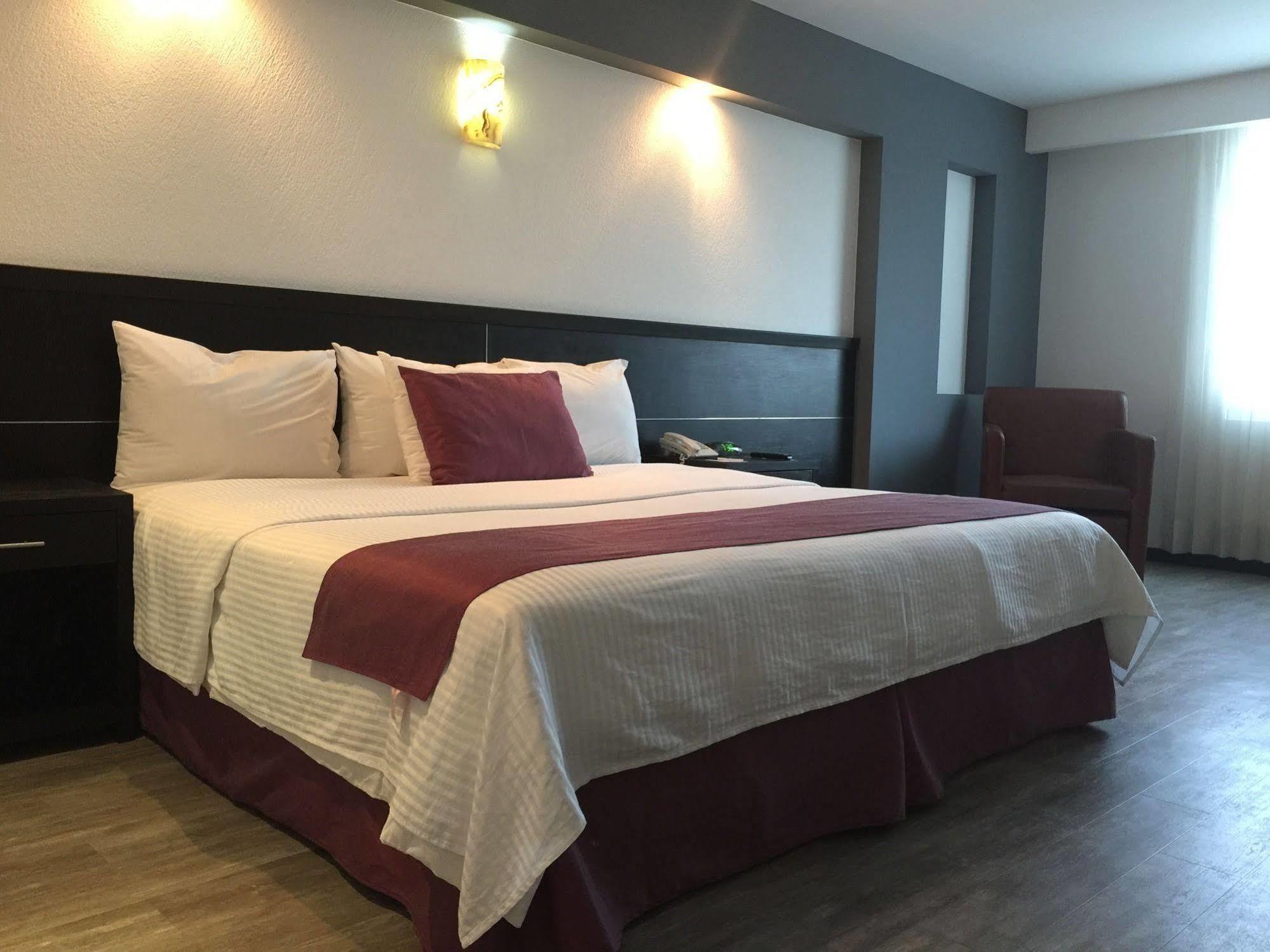 Comfort Inn Morelia Buitenkant foto