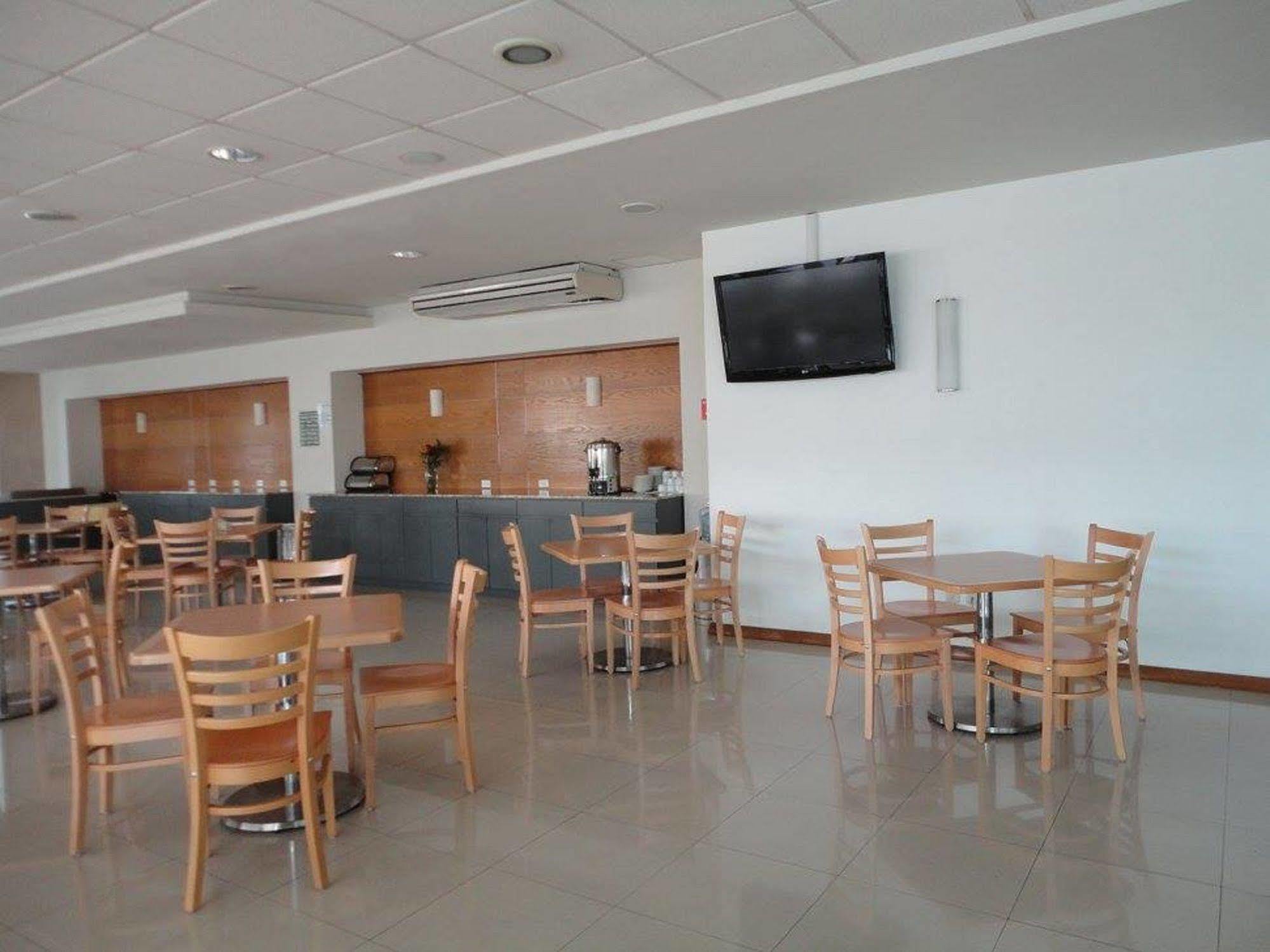 Comfort Inn Morelia Buitenkant foto