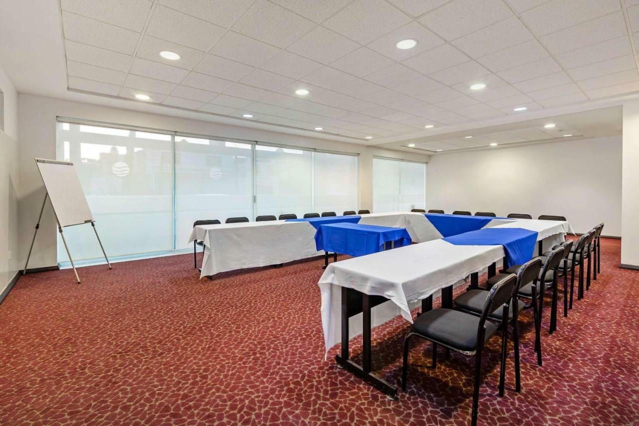 Comfort Inn Morelia Buitenkant foto
